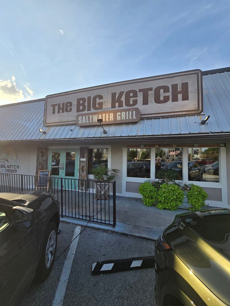 The Big Ketch Saltwater Grill - Buckhead photo 4