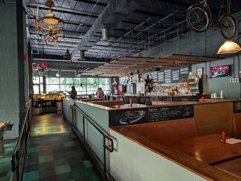 Twain's Brewpub & Billiards photo 5
