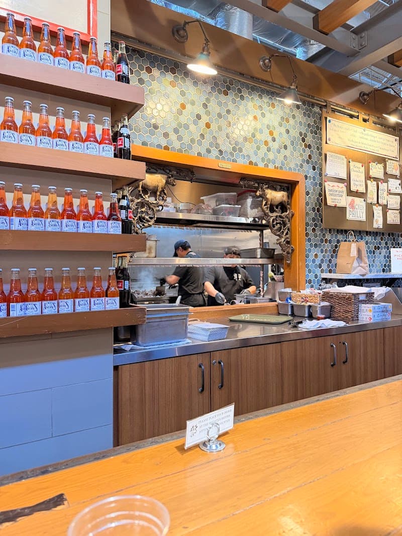 Fred's Meat & Bread photo 2