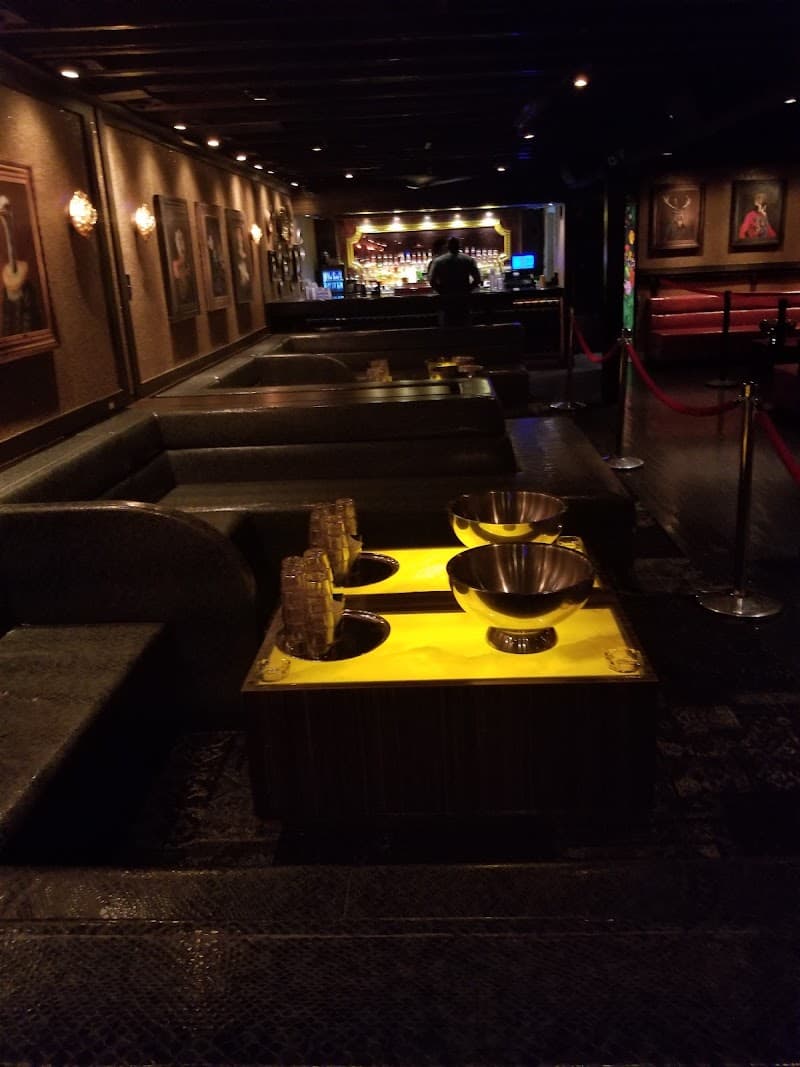 Rose Bar photo 4