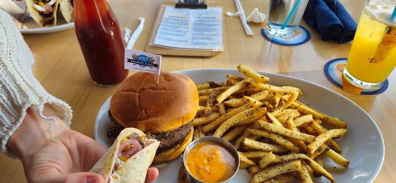 Blue Moon Brewery & Grill photo 2