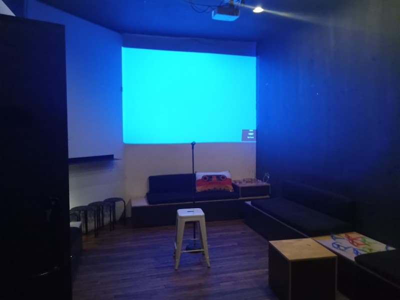 FamFam Private Room Karaoke photo 5
