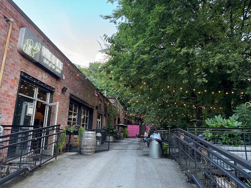 Monday Night Brewing - The Grove photo 3