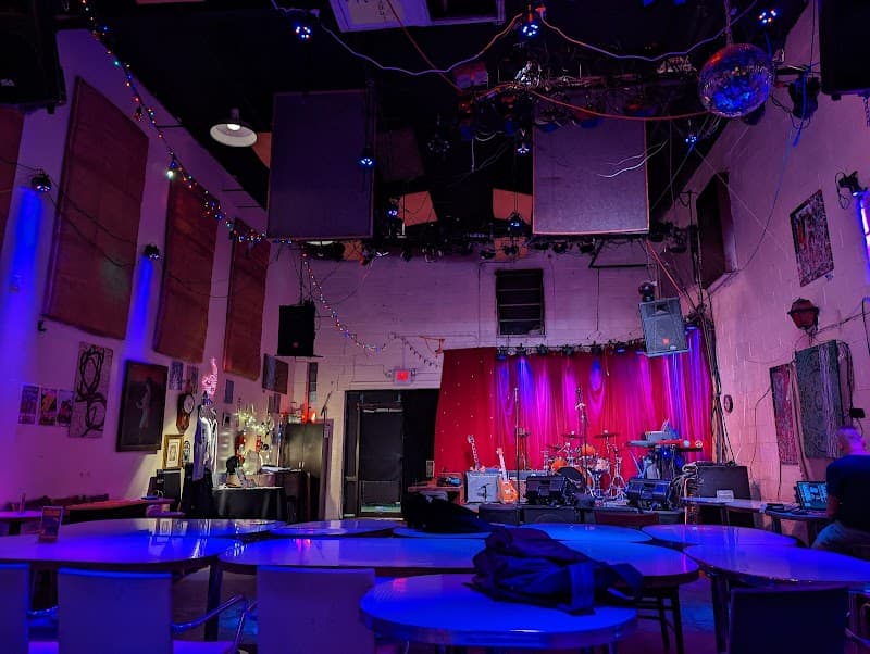 Red Light Cafe photo 2