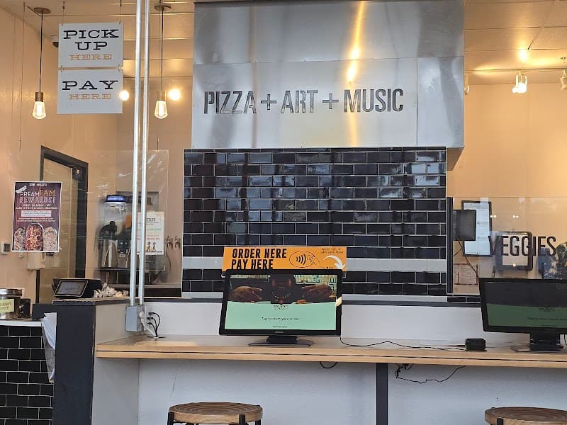 Slim & Husky's Pizza (Adair Park) photo 4