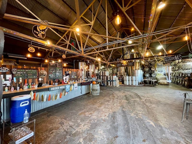 Wild Heaven Beer Avondale & Al's Pine Street Market Kitchen photo 3