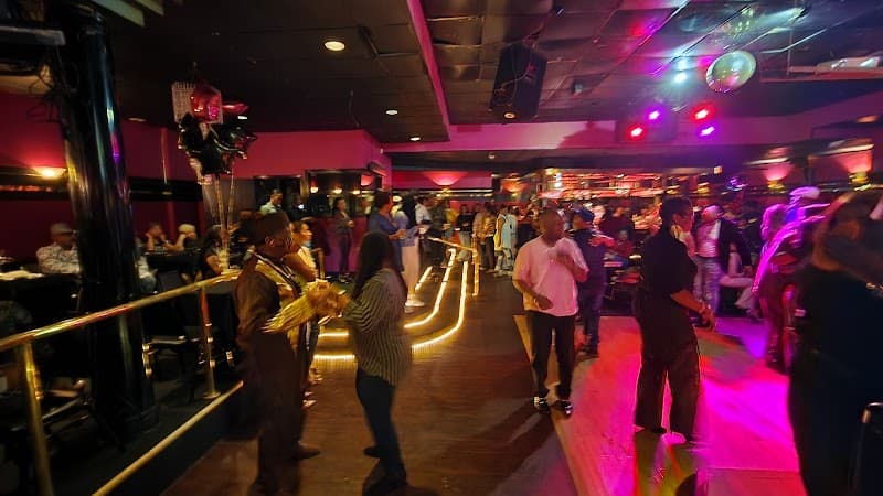 Club Ellery's photo 2