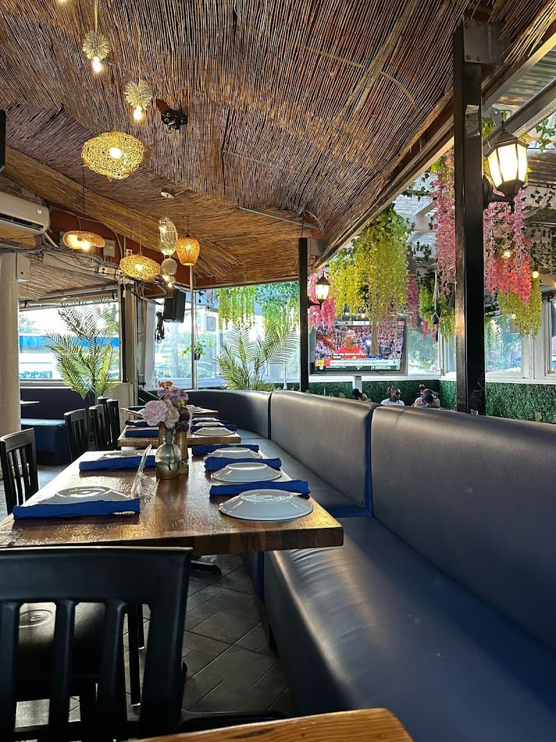 Octopus Kitchen & Hookah photo 2