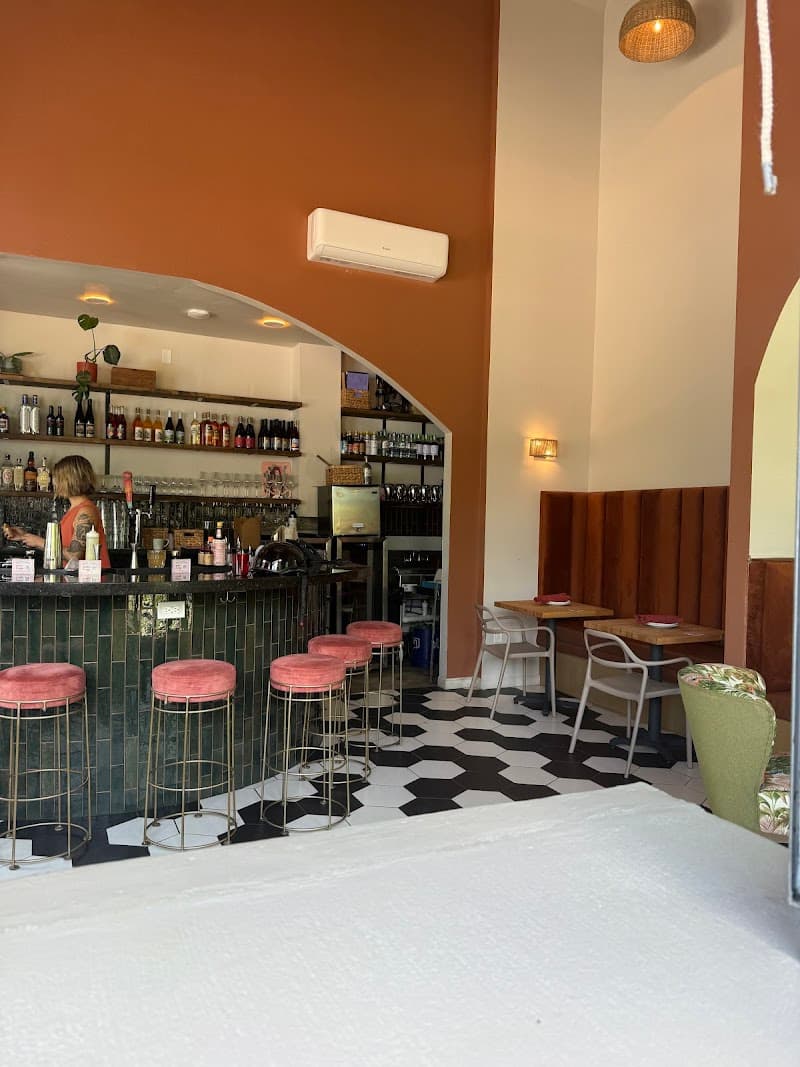 Side Saddle Wine Saloon & Bar photo 3