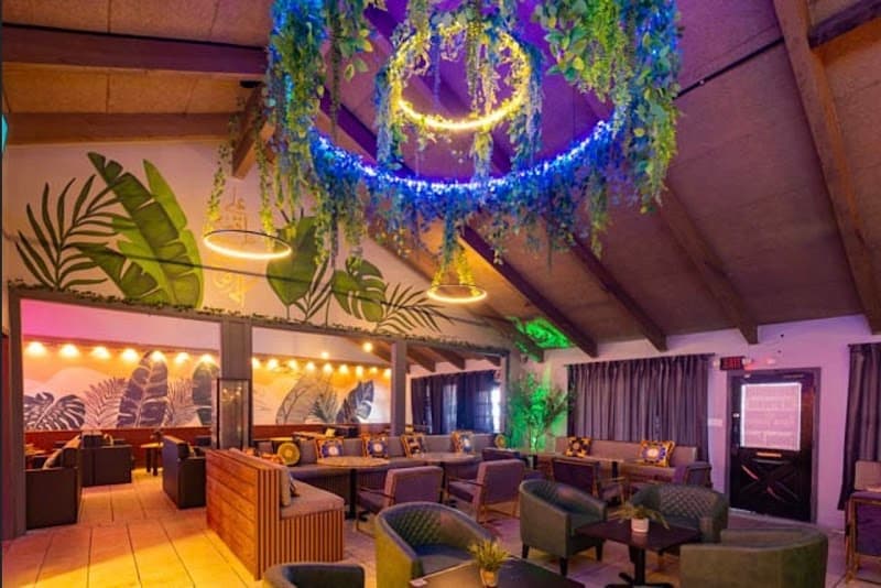 Aura Island Hookah Lounge & Cafe photo 5
