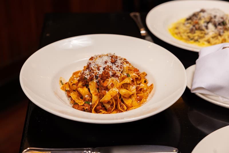 La Tavola Trattoria photo 2