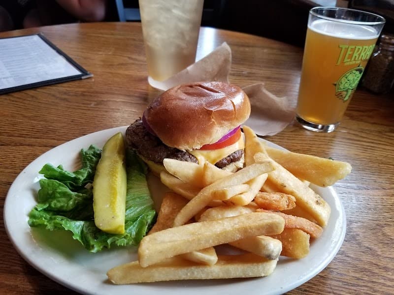 Manuel's Tavern photo 2
