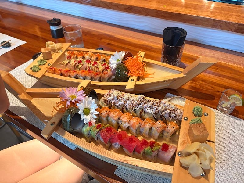Osha Thai Sushi Galleria photo 5