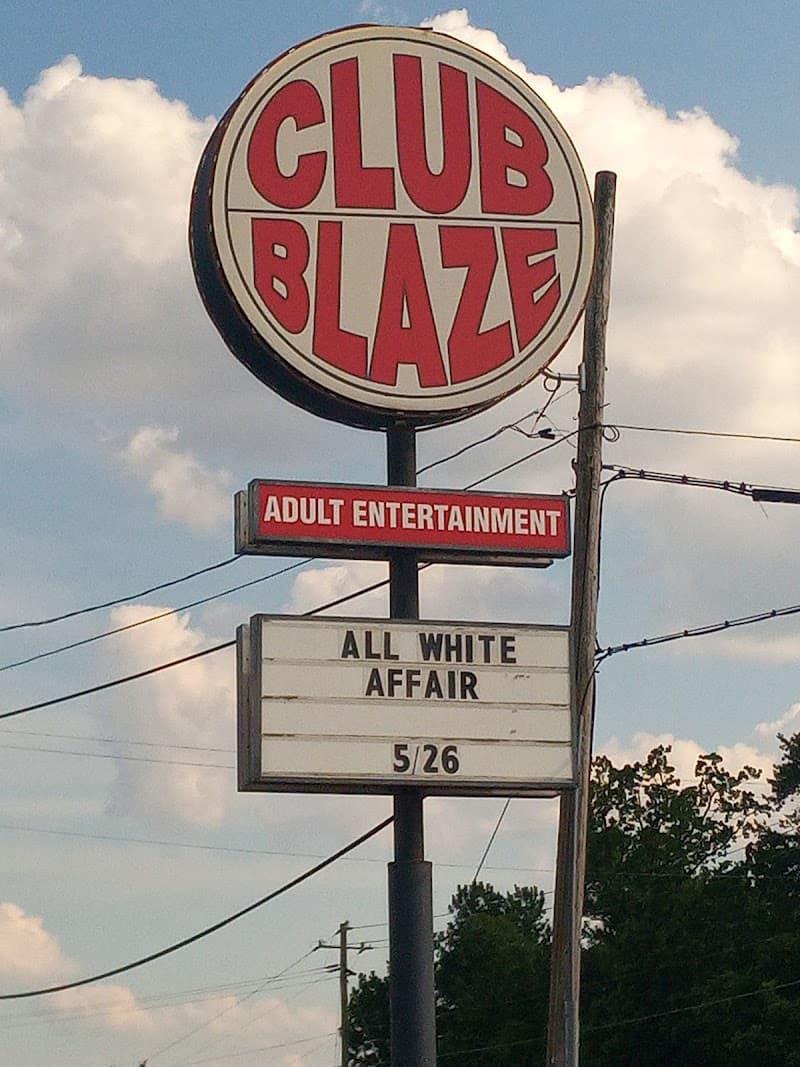 Club Blaze photo 2