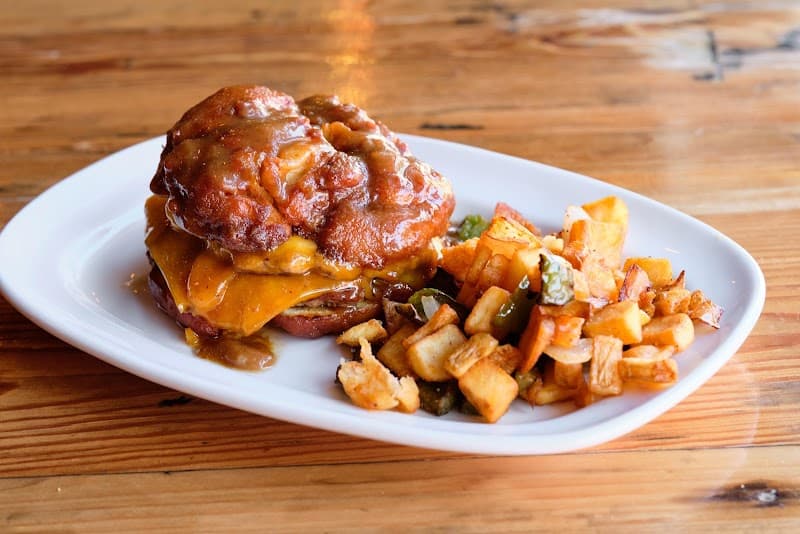 HOBNOB Neighborhood Tavern photo 2