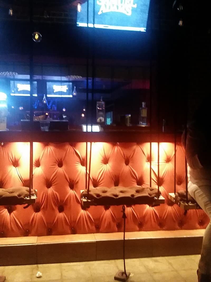 Boogalou Restaurant & Lounge photo 5
