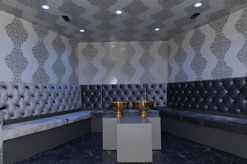 M Bar Ultra Lounge photo 2